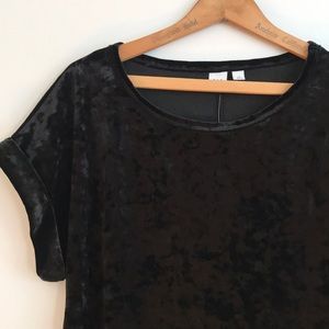 NWT Soft GAP Black Velour Tee Shirt Large New Velvet LG